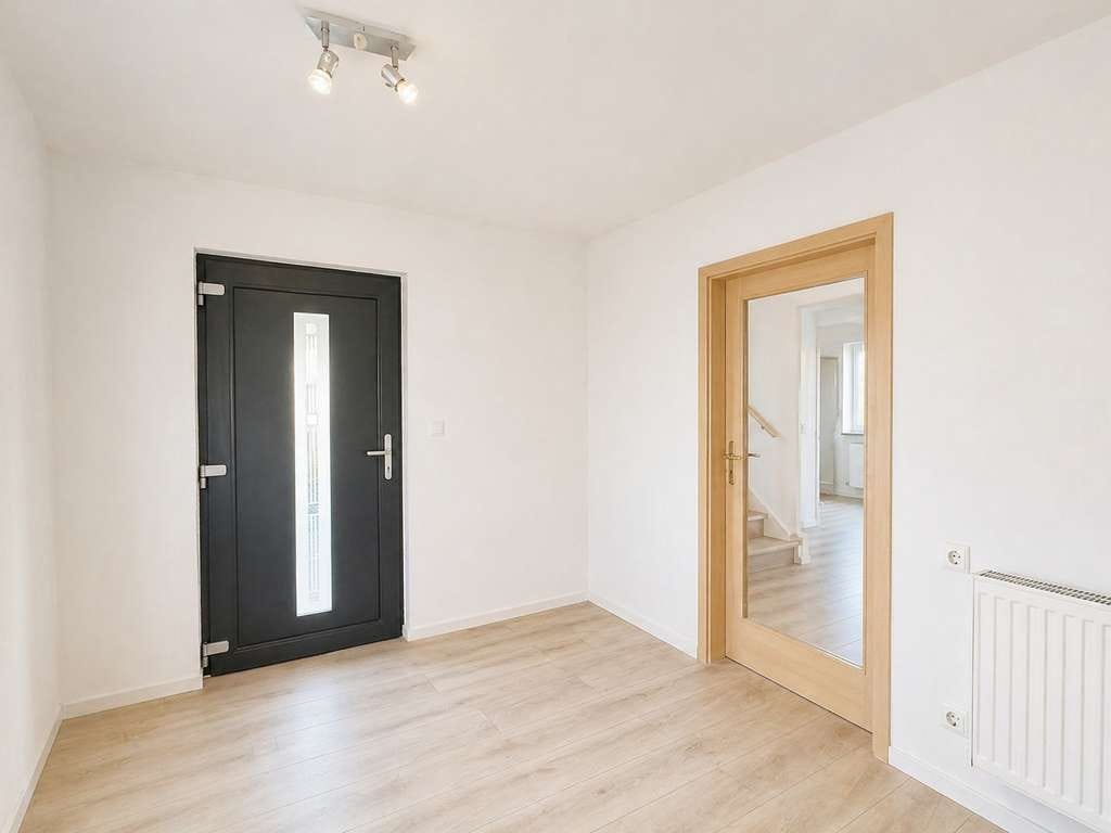 Immobilie in Lauchhammer - EFH mit Kamin & großem Potenzial – modernisieren und profitieren - Bild 3