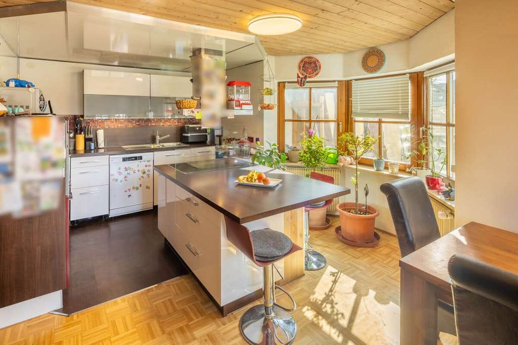 Immobilie in Argenbühl - Stilvolle Maisonette-Wohnung mit Kamin und eigenem Eingang - Bild 2