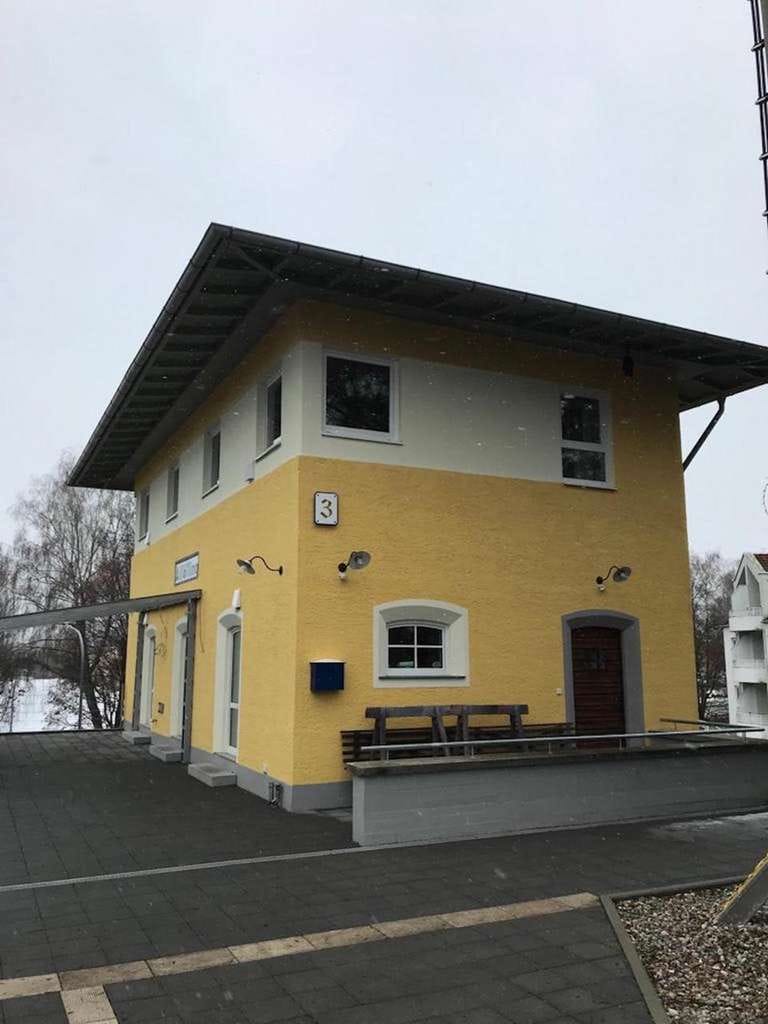 Immobilie in Altötting - Einzigartiges historisches Stellwerk in Altötting - Ein Ort voller Charakter und Möglichkeiten - Bild 0