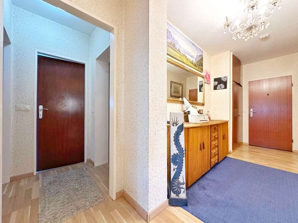Immobilie in Sinsheim - Gepflegte 3-Zimmer-Souterrainwohnung mit Wintergarten und guter Raumaufteilung! - Bild 2