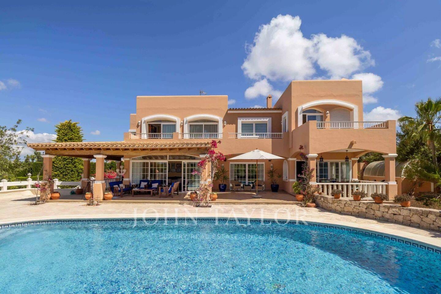 Immobilie in Triptis - Charmante Familienvilla in Jesús, Ibiza - Bild 2