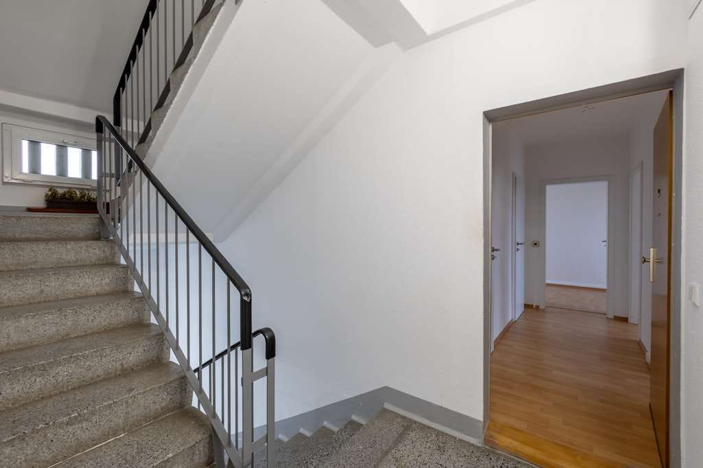 Immobilie in Marienberg - 3 Raum-Wohnung zur Eigennutzung im modernisierten  Mehrfamilienhaus - Bild 3