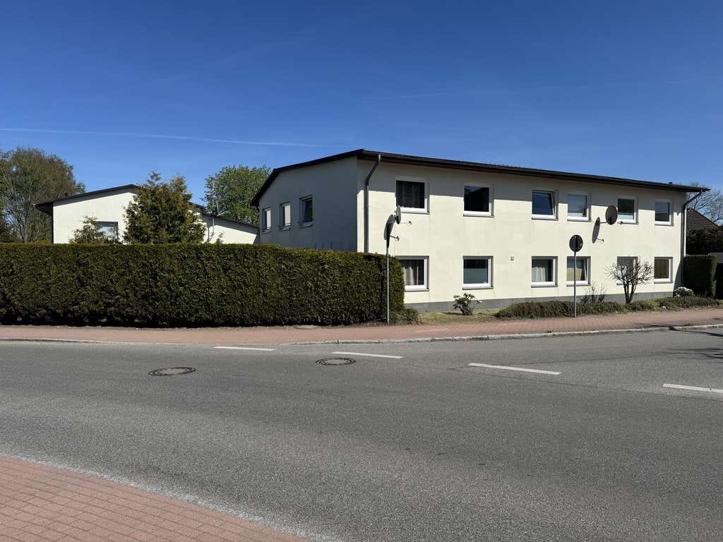 Immobilie in Todendorf - Gepflegtes Wohnungspaket mit 5 Wohnungen und 6 Außenstellplätzen - Bild 2