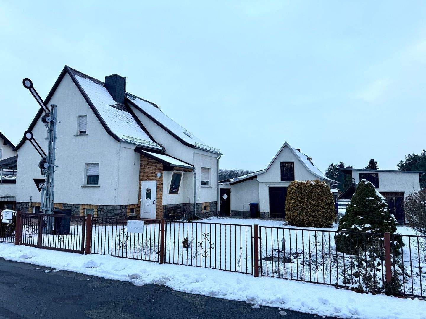 Immobilie in Annaburg - Freistehendes Einfamilienhaus in ruhiger Siedlungslage von Annaburg  - Bild 0
