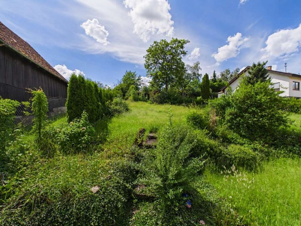 Immobilie in Oberndorf am Neckar - Viel Platz, großer Garten und zahlreiche Möglichkeiten
Ihr neues Zuhause in Bochingen - Bild 3