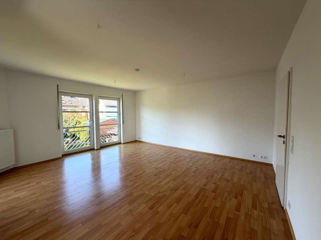 Immobilie in Wenden - Renovierte 4-Zimmer-Wohnung mit idealem Grundriss - Bild 3