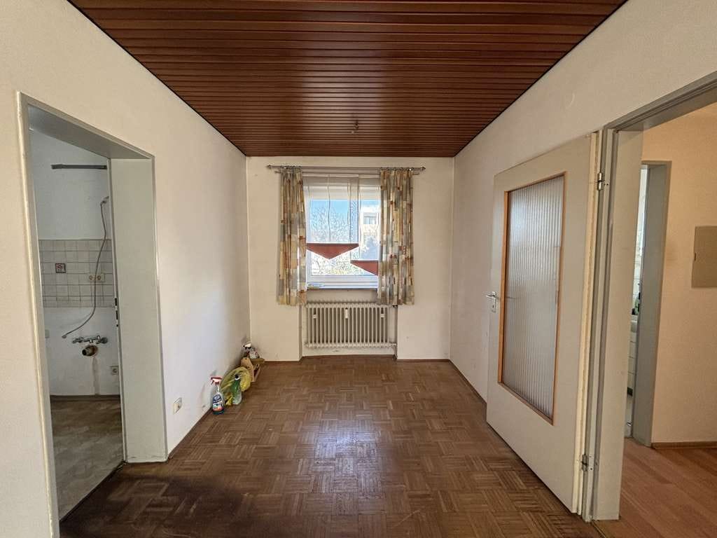 Immobilie in Mitterteich - Helle 2-Zimmer-Wohnung mit klarem Grundriss und Balkon! - Bild 3