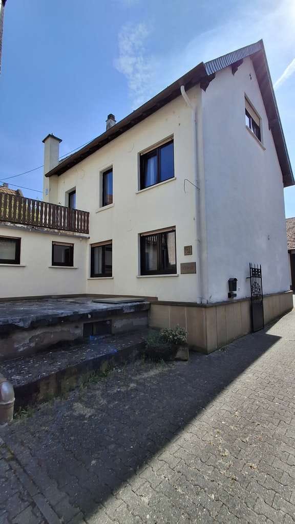 Immobilie in Hillesheim - Bauernhaus mit Scheune und Nebengebäuden aus in Hillesheim - Bild 1