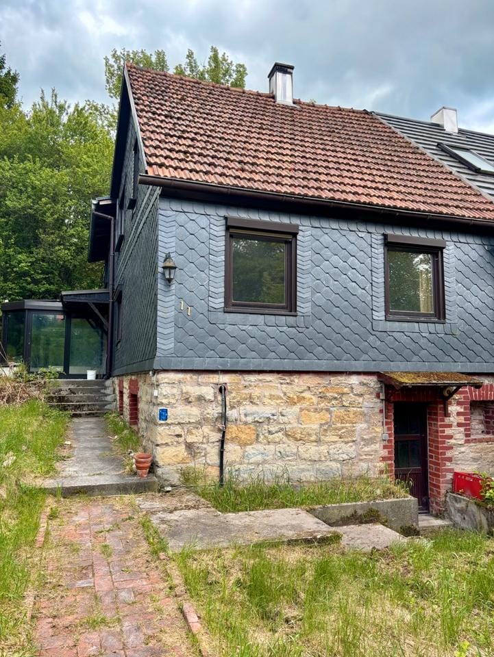 Immobilie in Schalkau - NEUER PREIS! Doppelhaushälfte mit großem Garten und Wintergarten in Schalkau! - Bild 0