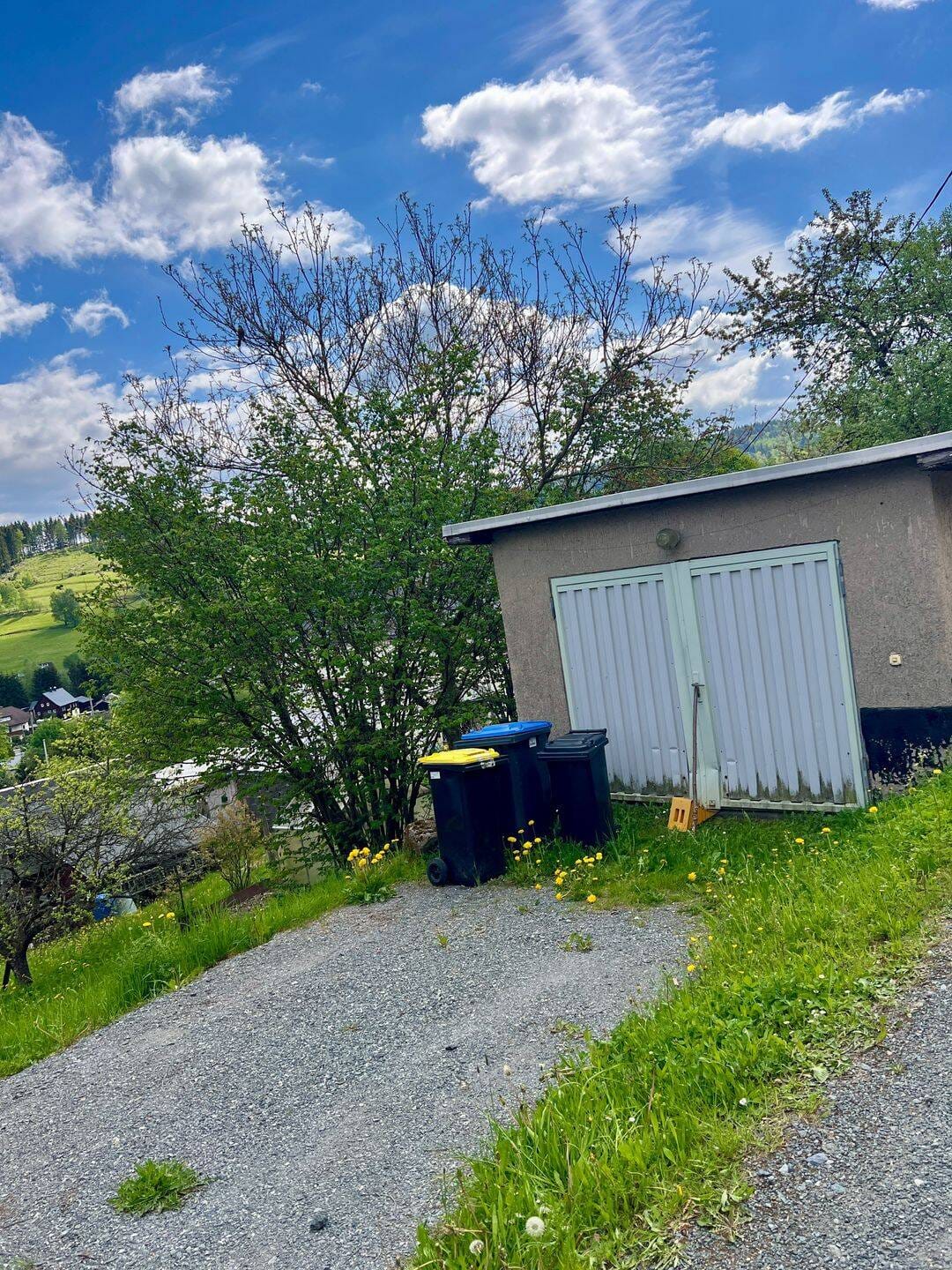 Immobilie in Klingenthal - Charmante Doppelhaushälfte mit großem Grundstück in ruhiger Hanglage - Bild 5