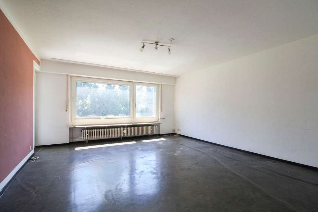 Immobilie in Filderstadt - 3-Zimmer-Wohnung im Hochparterre mit 2 Balkonen in Filderstadt-Bernhausen - Bild 1