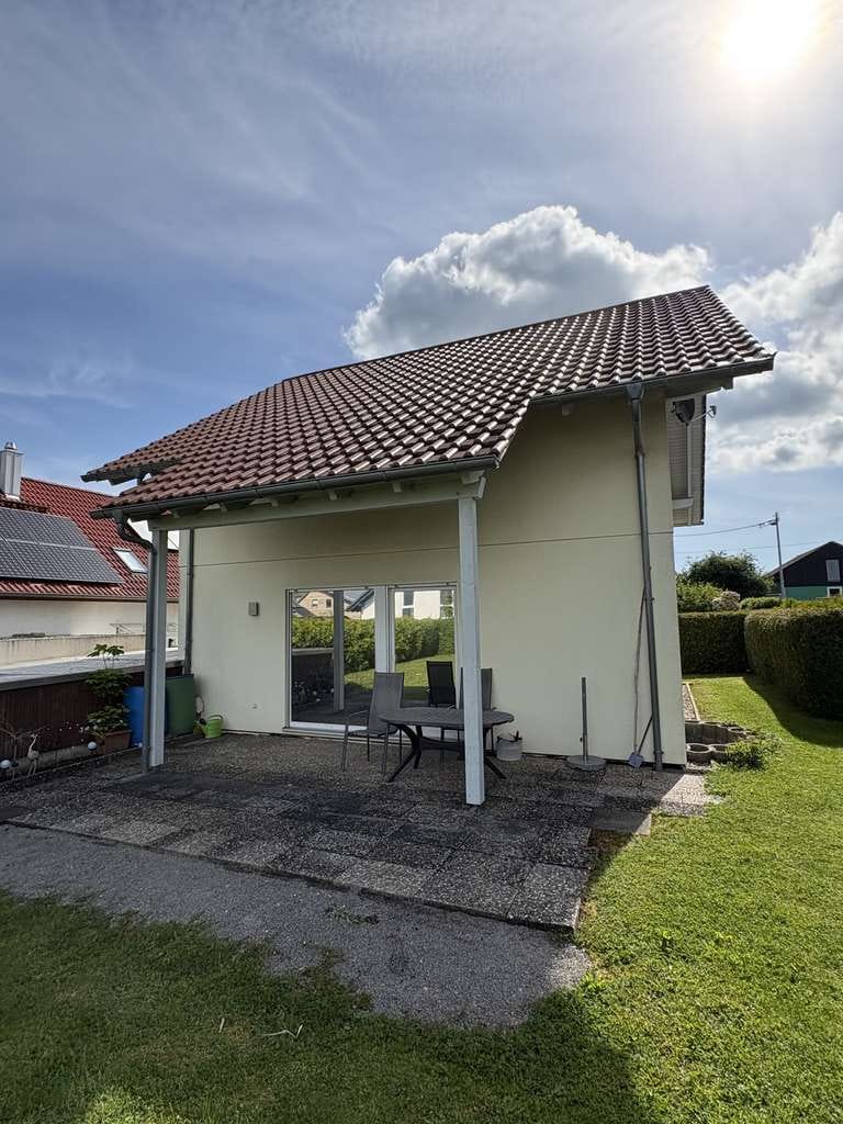 Immobilie in Pfaffenhofen - Einfamilienhaus in Pfaffenhofen, Fertighaus Fa. Schwörer - Bild 2