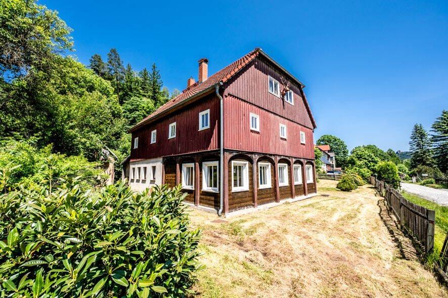 Immobilie in Oybin - Einfamilienhaus in kleiner Anliegerstraße am Ortsrand von Oybin - Bild 1