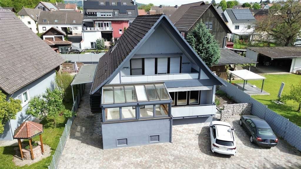 Immobilie in Ettenheim - Großzügige Familienwohnung in Ettenheim-Altdorf - Bild 0