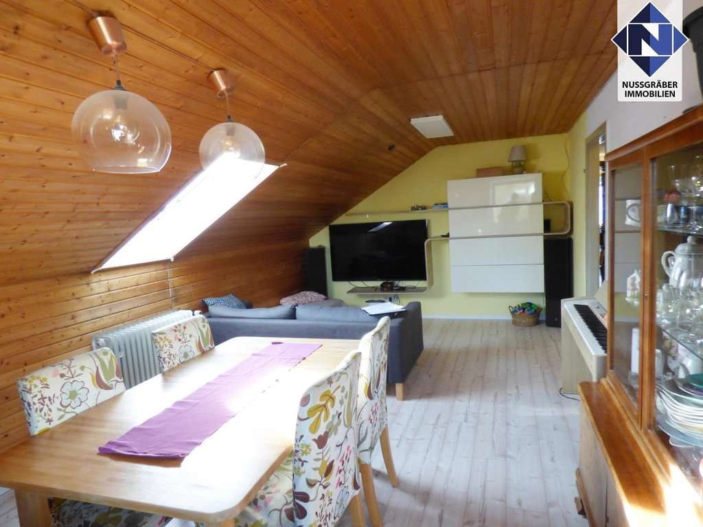 Immobilie in Hochdorf - Gemütliche 3,5-Zimmer-Wohnung im Dachgeschoss mit Hobbyraum und Stellplatz - Bild 1
