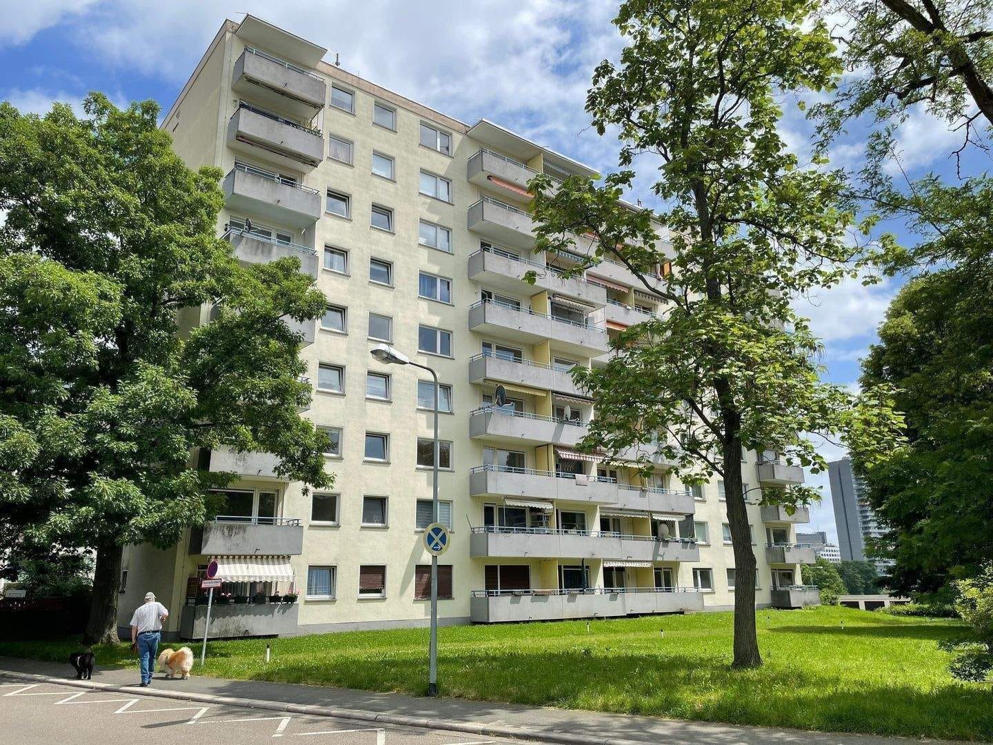 Immobilie in Eschborn - 3 Zimmer Wohnung mit tollem Ausblick - sofort frei!  - Bild 0