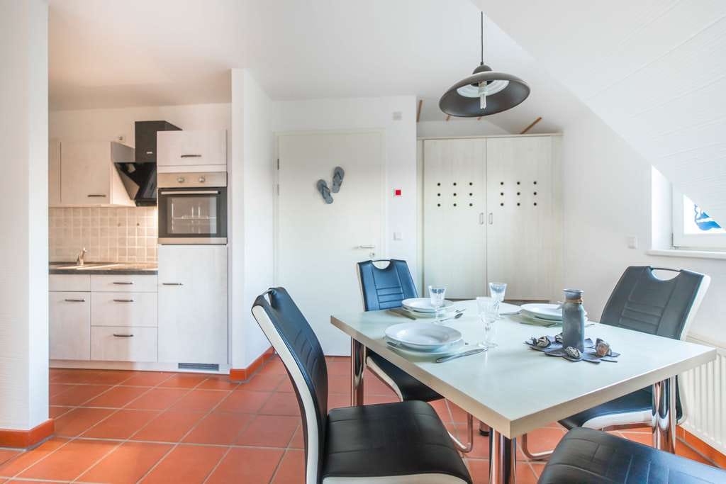 Immobilie in Dranske - Nur ca. 400m bis zur Ostsee! Gemütliche Dachgeschosswohnung mit PKW-Stellplatz in Dranske-Bakenberg - Bild 4