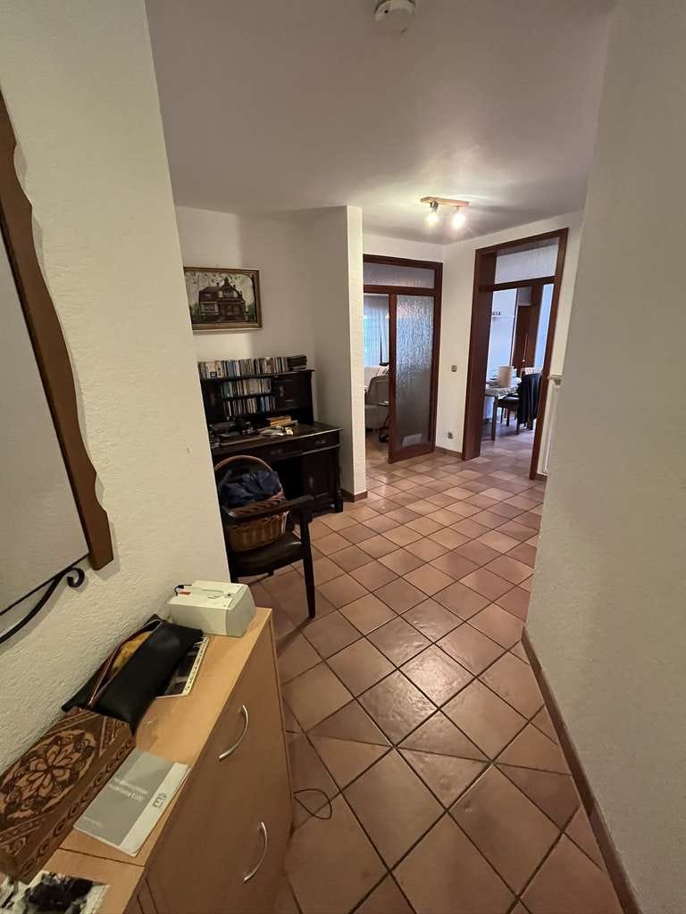 Immobilie in Rotenburg an der Fulda - Für Eigennutzer oder Kapitalanleger: Großzügige Hochparterre-ETW mit Balkon in sehr gepflegtem MFH - Bild 3