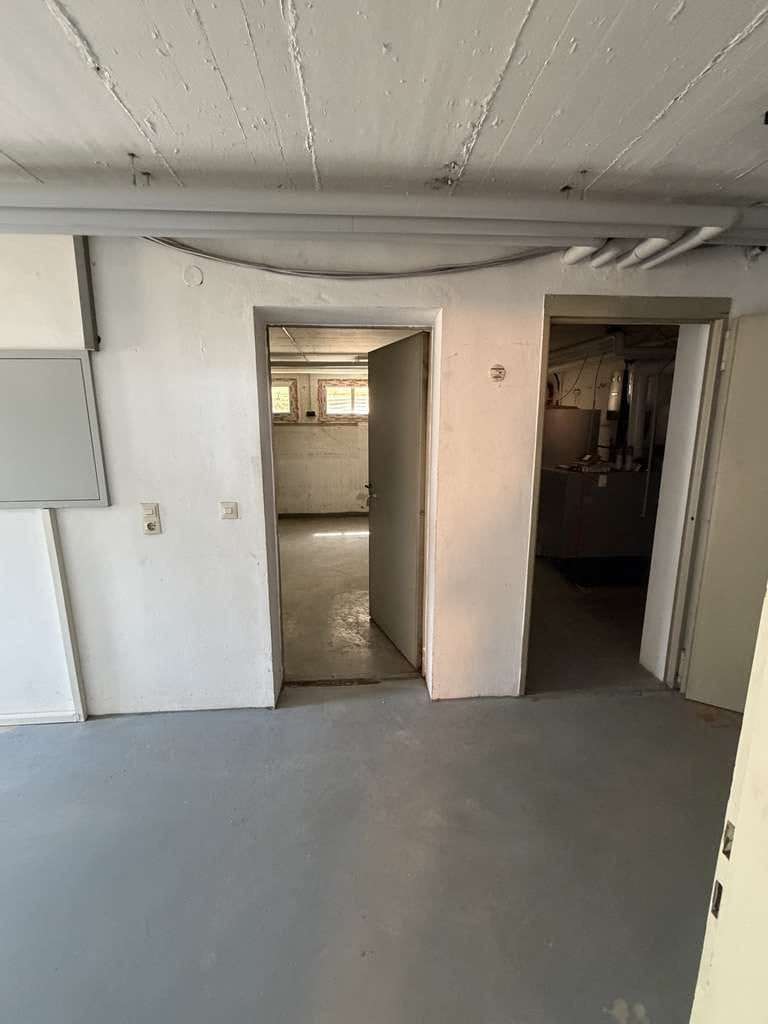 Immobilie in Ellhofen - Traumhaftes Einfamilienhaus in unverbaubarer Aussichtslage – ca. 1.100 m² Grundstück – sofort bezugs - Bild 3