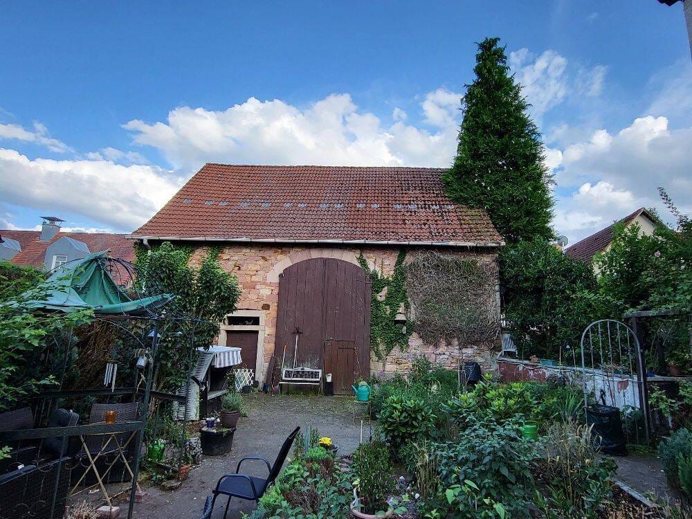 Immobilie in Wächtersbach - AUMÜLLER-Immobilien - Charmantes Einzelkulturdenkmal in der Altstadt, mit Hoffläche, Garten und Scheune - Bild 4