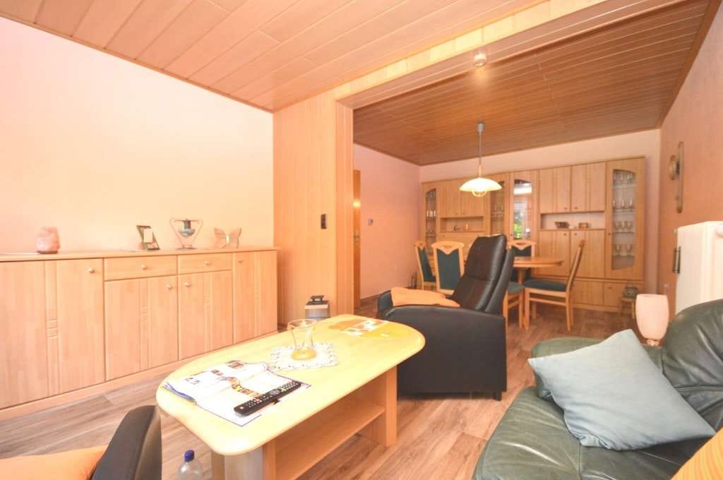 Immobilie in Goslar - Gemütliche Haushälfte - eine ehemalige Scheune - mit 5 Zimmern, 2 Bädern + Garten. - Bild 3