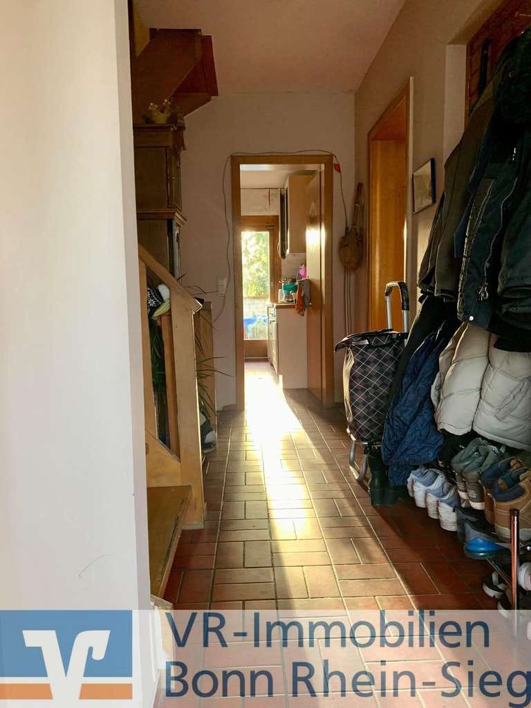 Immobilie in Niederkassel - Vermietete Doppelhaushälfte mit Sanierungsbedarf im schönen Rheidt ! - Bild 2
