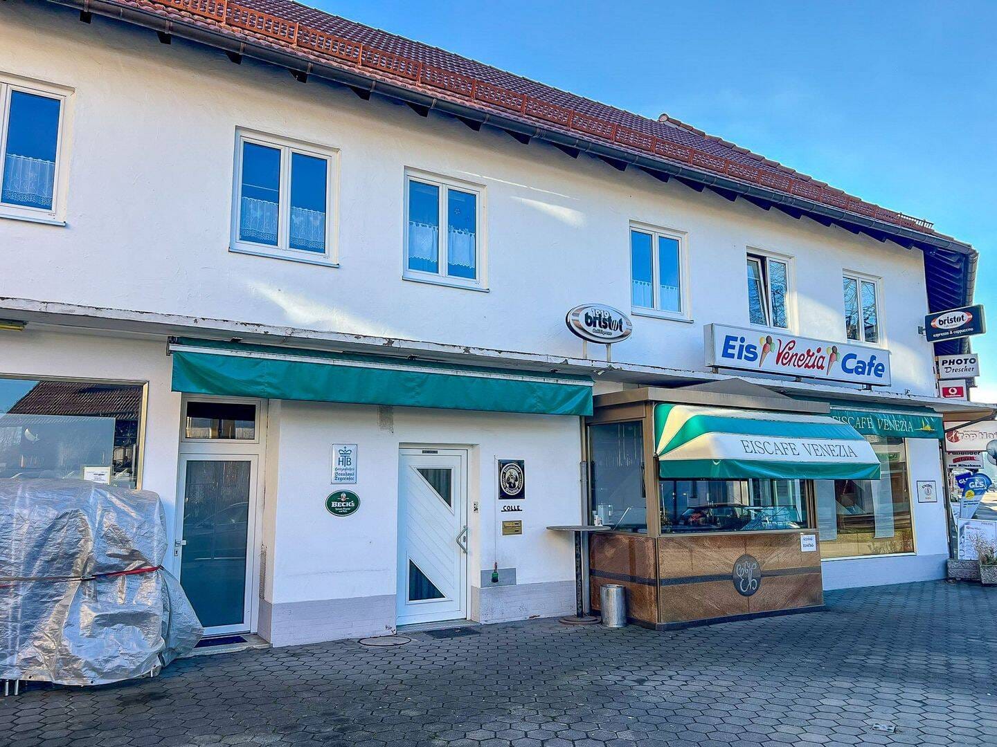 Immobilie in Peißenberg - Große Wohnung im 1. & 2. Obergeschoss mit beliebtem und komplett ausgestattetem Eiscafé - Bild 2