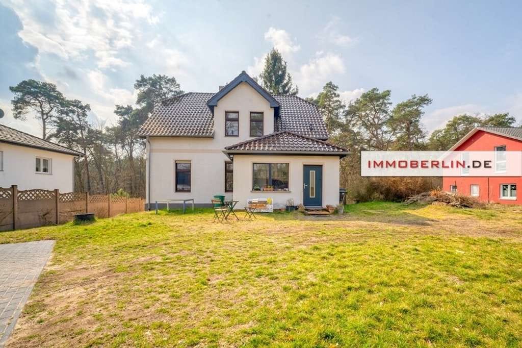 Immobilie in Wendisch Rietz - IMMOBERLIN.DE - Wunderbares Haus mit großem Sonnengarten in fabelhafter Lage beim Scharmützelsee - Bild 1