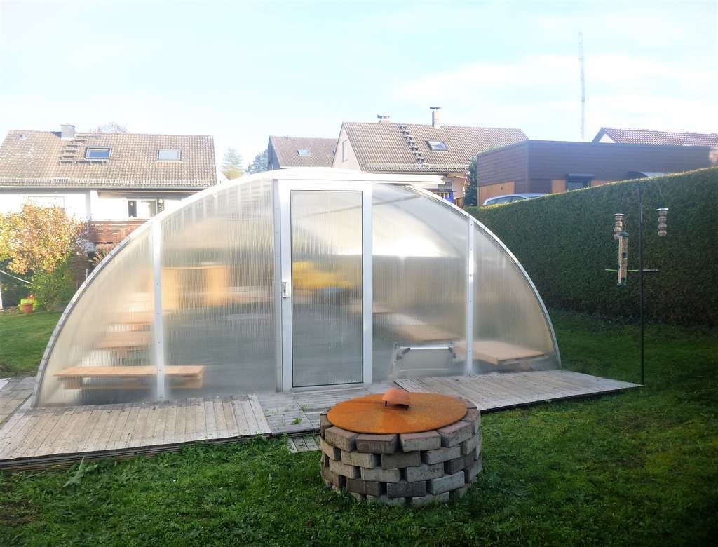 Immobilie in Gelnhausen - Modernisiertes 3-Familienhaus in ruhiger und beliebter Wohnlage mit Schwimmbad im Garten! - Bild 3