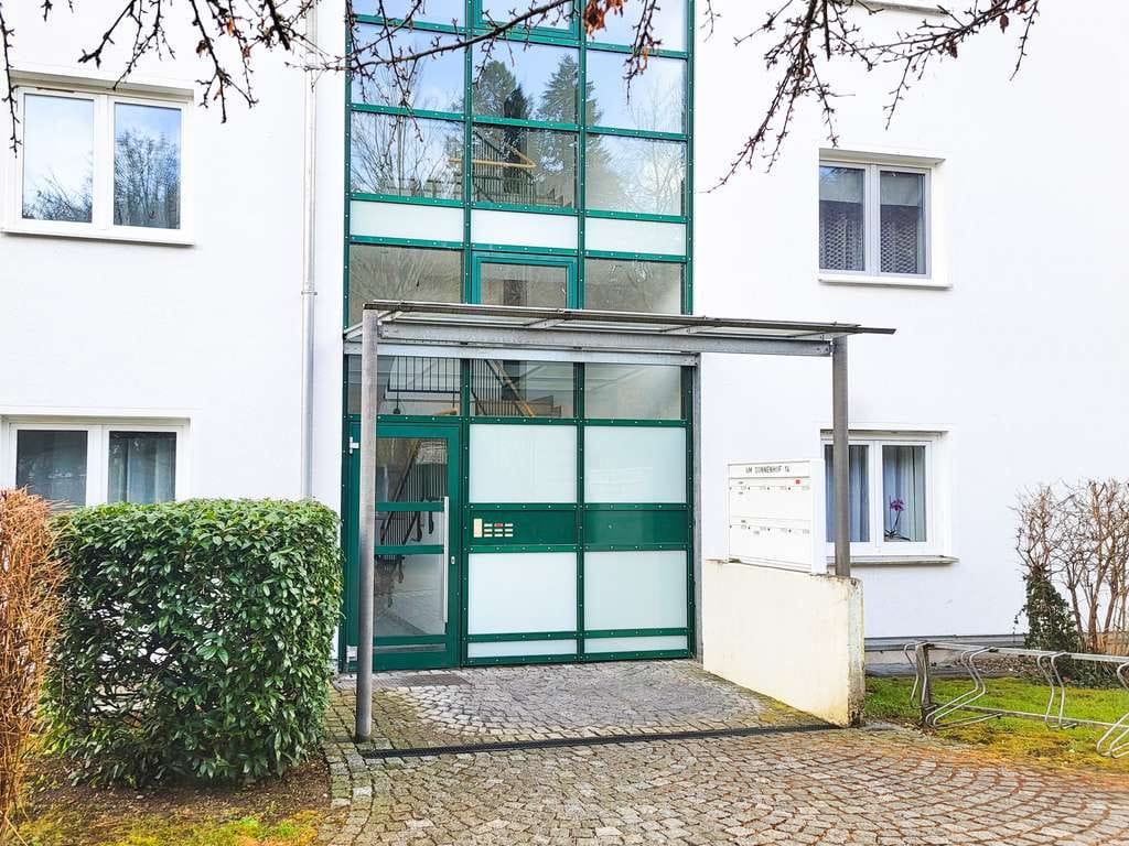 Immobilie in Starnberg - Sehr schöne 4-Zim.-WE mit Terrasse im Erbbaurecht - Erbbaurechtzins bereits vollständig bezahlt! - Bild 1