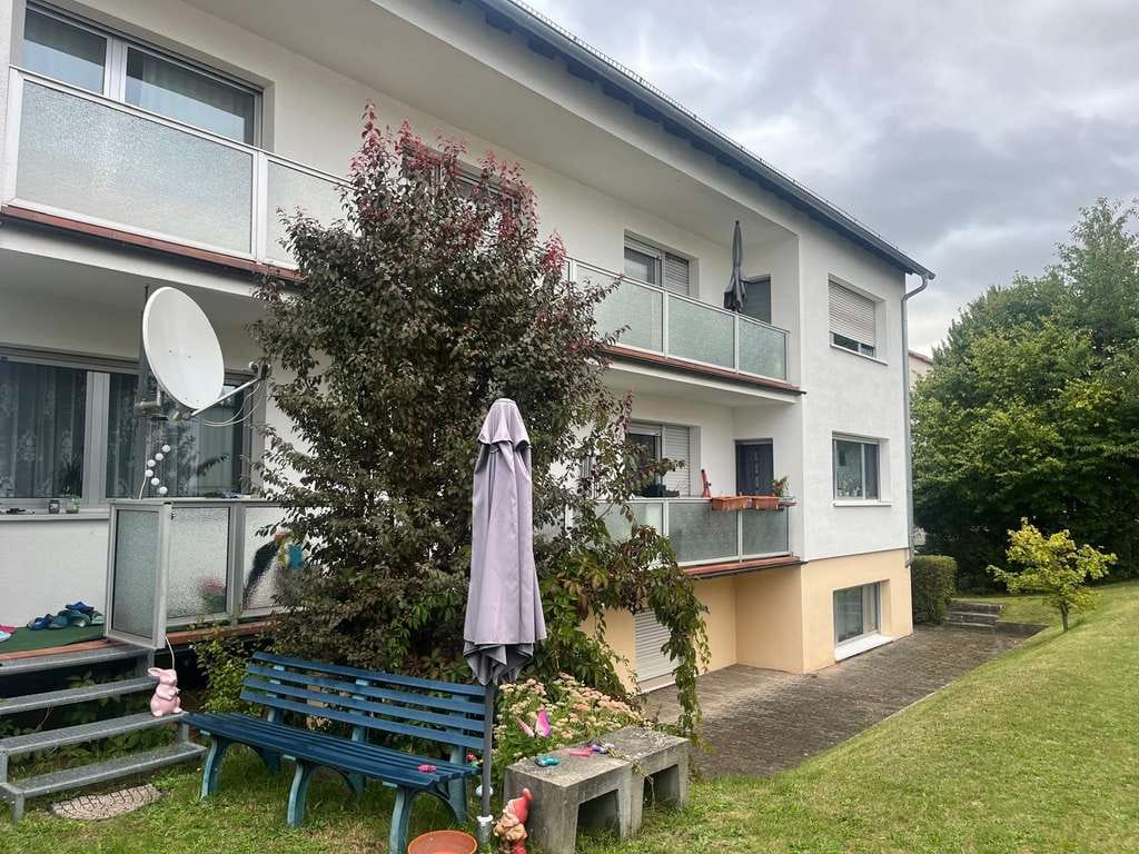 Immobilie in Enkenbach-Alsenborn - 3 ZKB / Balkon / Kellerraum  /  Garage im EG einer kleineren Wohneinheit in  Enkenbach -Alsenborn - Bild 1