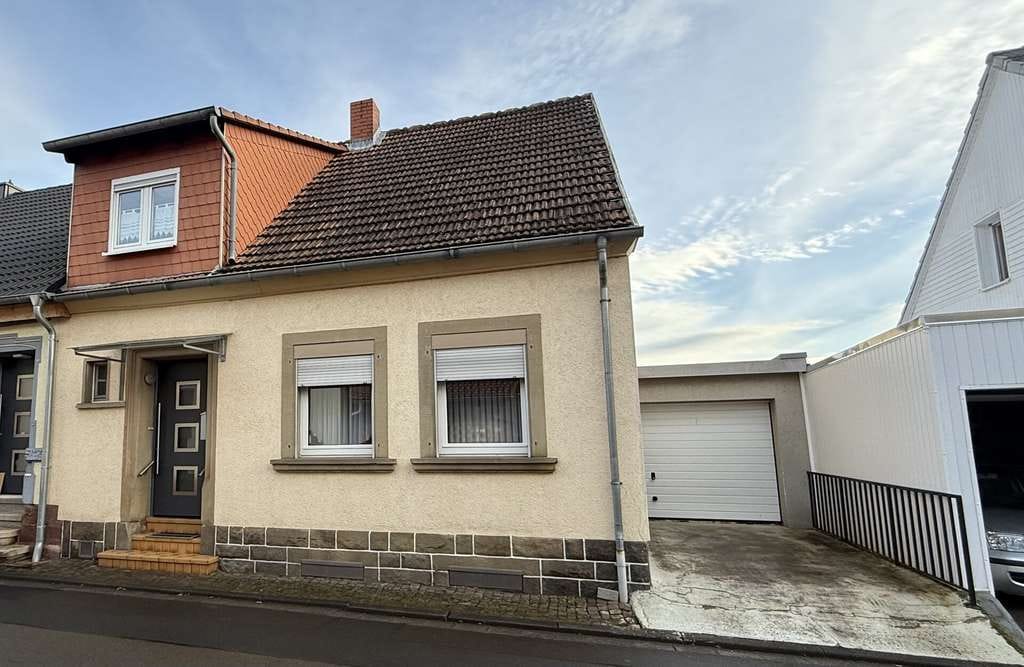 Immobilie in Rammelsbach - Renovierungsbedürftige Doppelhaushälfte in Rammelsbach - Bild 0