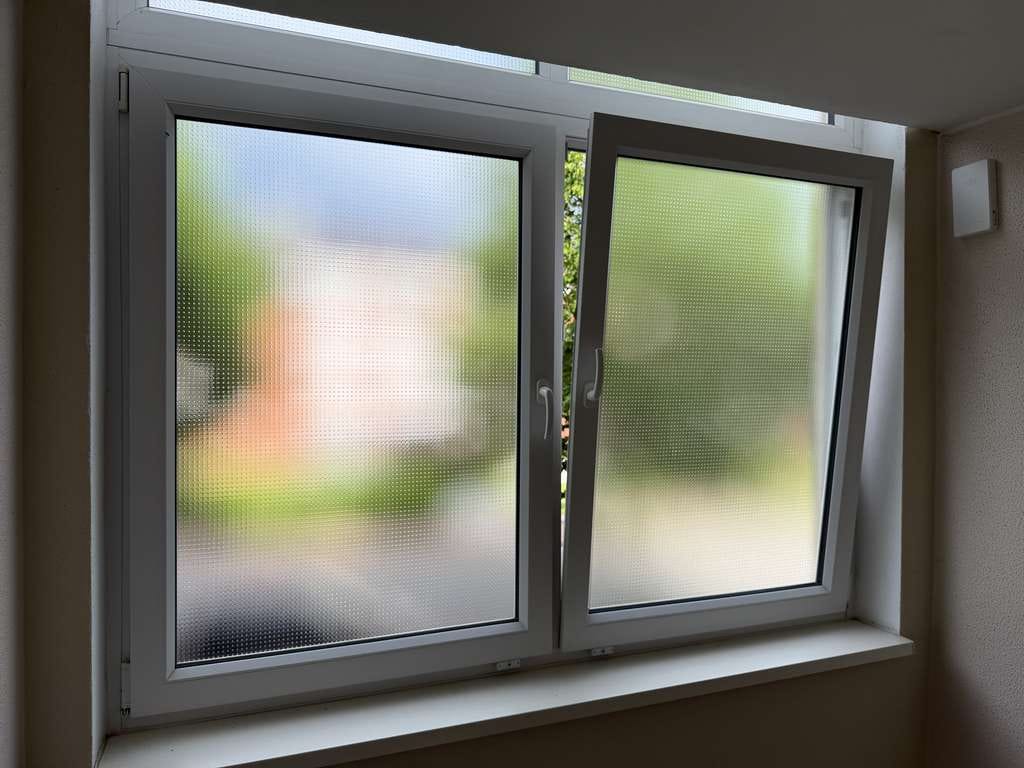 Immobilie in Bad Pyrmont - ***Entkernte, helle 2-Zimmer Wohnung im Rohbauzustand in Toplage, Südbalkon und perfekter Schnitt*** - Bild 1