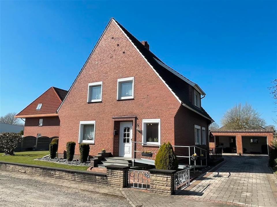 Immobilie in Twistringen - Charmantes Wohnhaus in ruhiger Nebenstraße -- 5 Zimmer, Garten und Doppel-Garage! - Bild 0