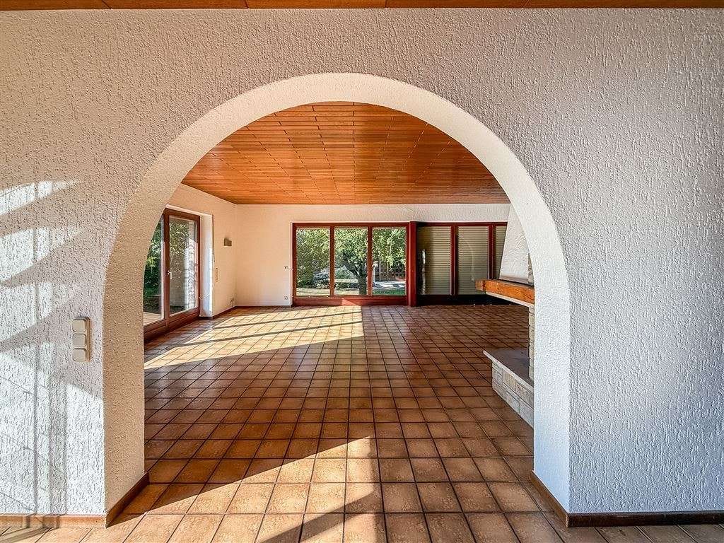 Immobilie in Huje - Massives Einfamilienhaus in ruhiger Lage - Bild 2