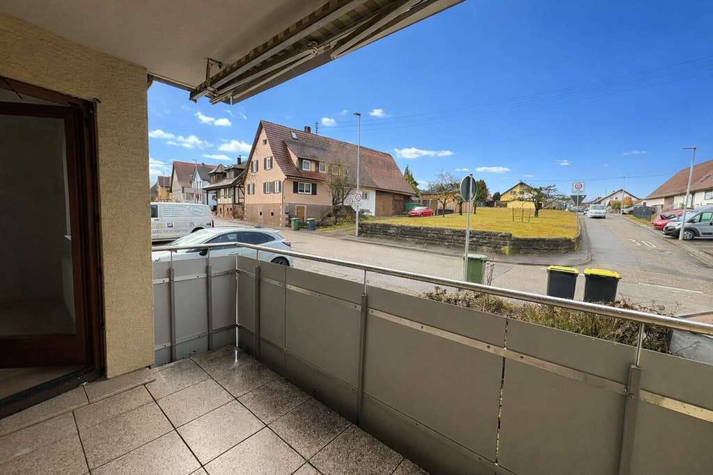 Immobilie in Straubenhardt - Attraktives Mehrfamilienhaus mit 3 Wohneinheiten und Entwicklungspotenzial - Bild 3
