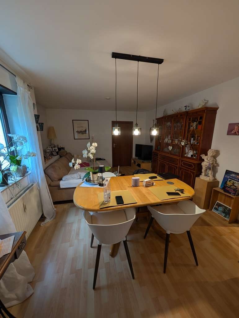 Immobilie in Tamm - Sehr schöne 4 Zimmer-Wohnung im 1. Obergeschoss - Bild 1