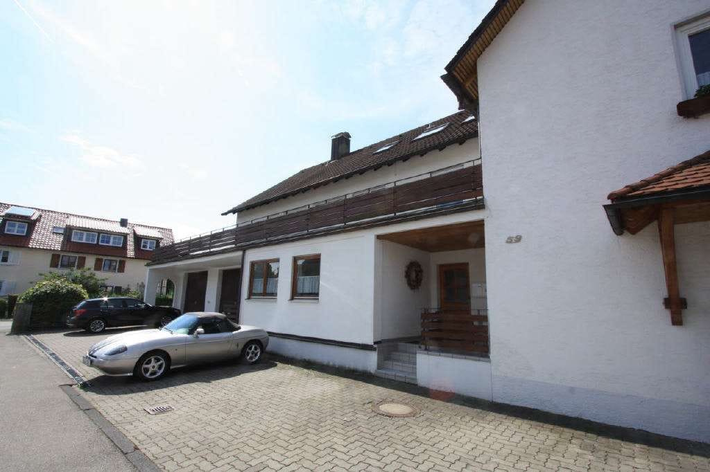 Immobilie in Wangen im Allgäu - Sofort beziehbare, helle Dachgeschoss-Wohnung in Lauflage zur Altstadt - Bild 1