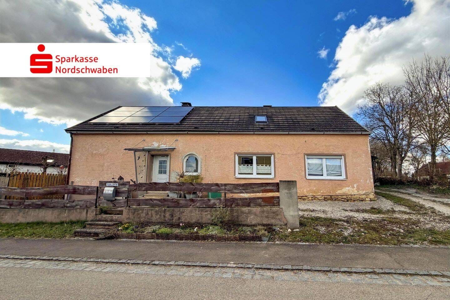 Immobilie in Wolferstadt - Charmantes Einfamilienhaus mit Entwicklungspotenzial - Bild 0
