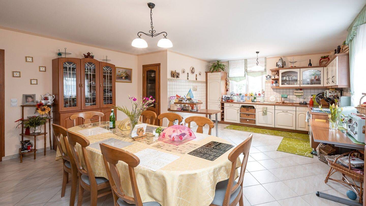 Immobilie in Bestensee - Ihr eigenes Anwesen - Mehrgenerationenhaus mit Einliegerwohnung & 3 neuen Bädern und reichlich Platz! - Bild 4