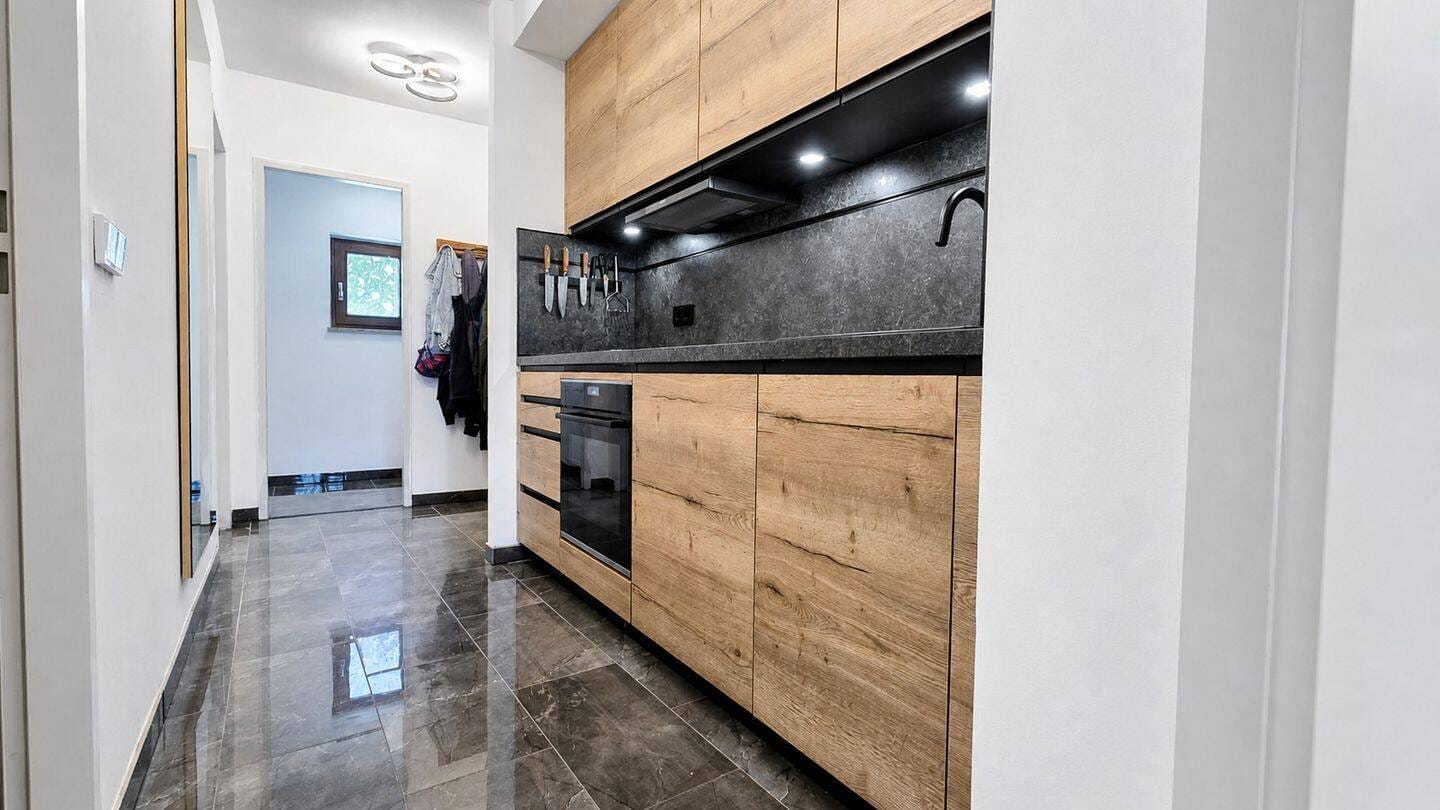 Immobilie in Waldkirchen - Charmante u. renovierte 3-Zimmer-Maisonette-Wohnung mit neuer EBK & ca. 5,4 % Brutto-Mietrendite - Bild 4