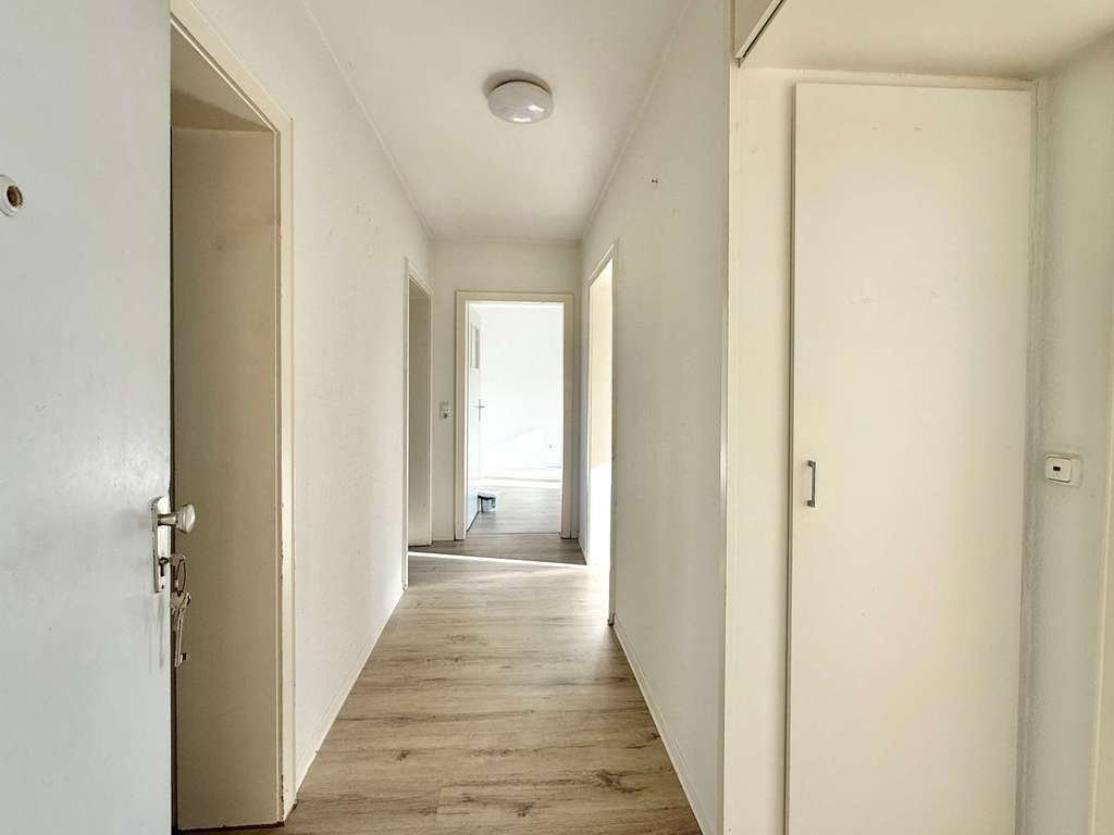 Immobilie in Celle - Einziehen und Entspannen: Modernisierte Drei Zimmerwohnung in traumhaft ruhiger Lage von Celle - Bild 3