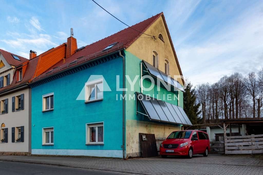 Immobilie in Hainichen - Großzügiges Wohnhaus mit Anbau, Garten, Pool und Bachlauf auf ca. 1.330 m² Grundstück - Bild 0