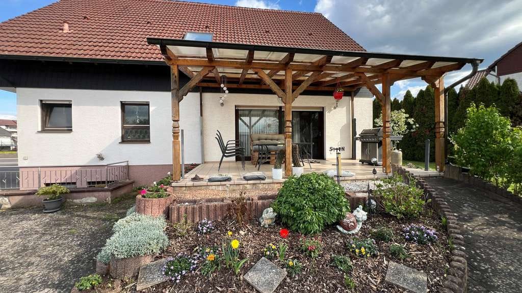 Immobilie in Göllheim - Kombi Chance!
Hochwertiges Einfamilienhaus plus voll vermietetes Zweifamilienhaus - Bild 3