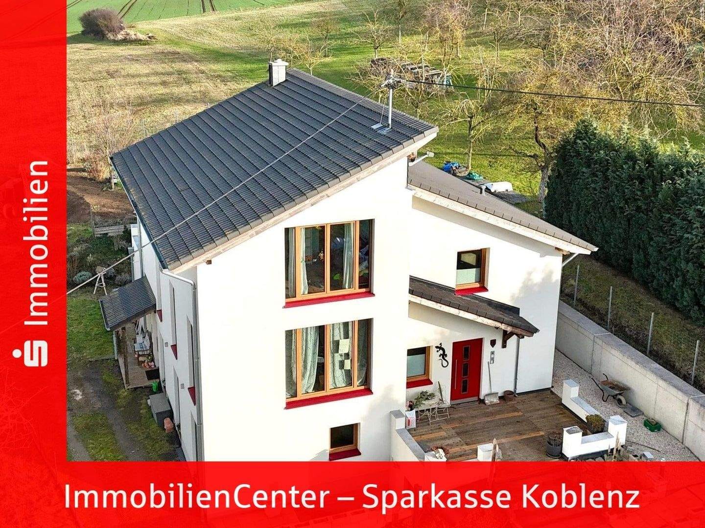 Immobilie in Münstermaifeld - Neuwertiges Einfamilienhaus mit Einliegerwohnung - Split-Level-Architektur inklusive Weitblick - Bild 0