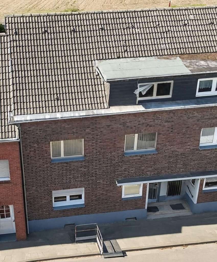 Immobilie in Jüchen - Jüchen I Charmantes Reihenmittelhaus mit Anbau auf 180m² Wfl und 350m² Grund mit Garten & Feldblick - Bild 1