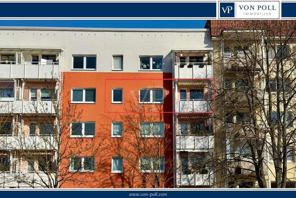 Immobilie in Kargow - 4-Zimmer-Wohnung in der Warener Westsiedlung, fussläufig zum Volksbad - Bild 0