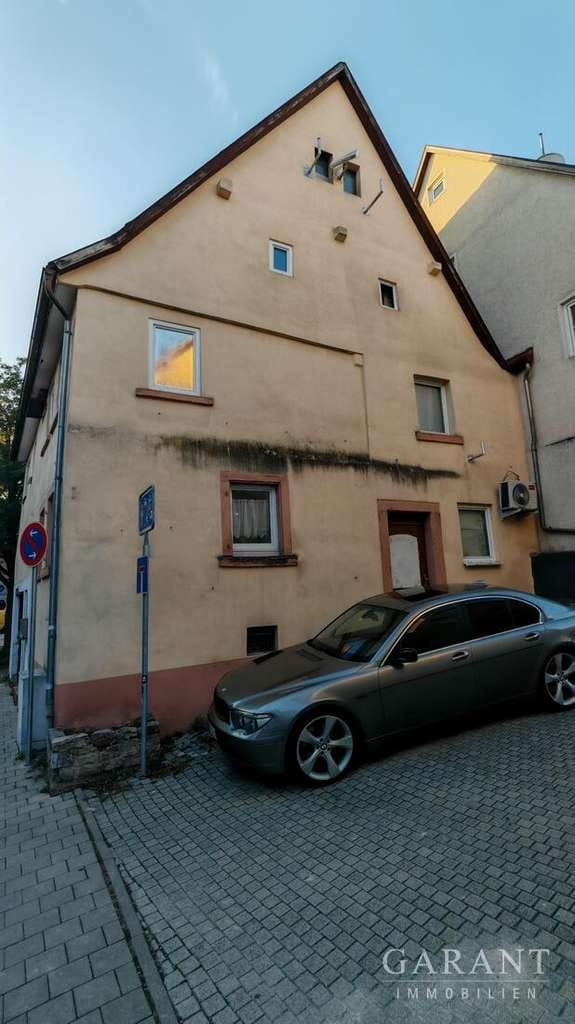 Immobilie in Bretten - Historisches Fachwerkhaus in der Altstadt von Bretten - viel Platz, Charakter & Potenzial - Bild 2