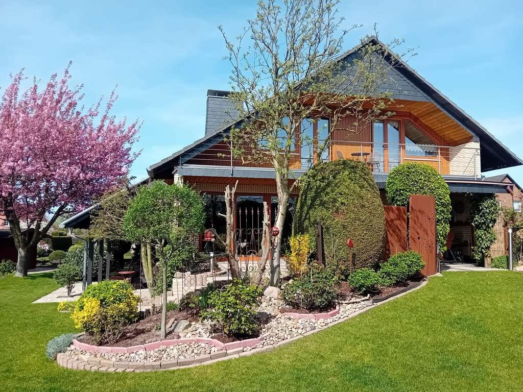 Immobilie in Ribbesbüttel - Großzügiges Einfamilienhaus mit viel Platz in dörflicher Idylle - Bild 0