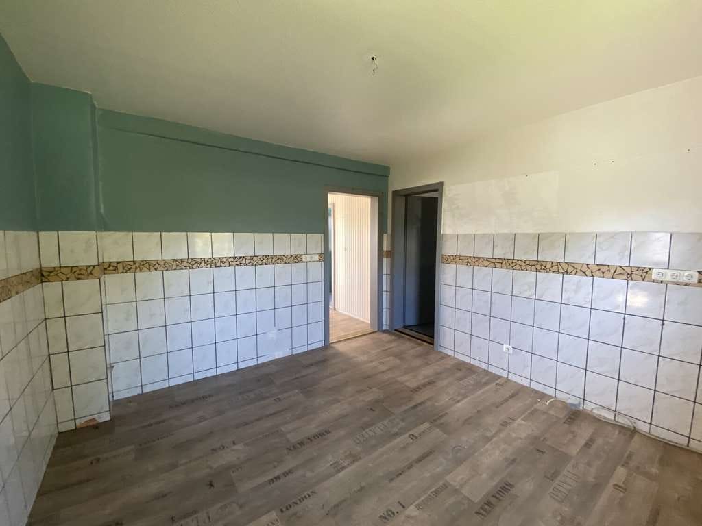 Immobilie in Ulrichstein - Ruheoase - herrlich gelegenes Einfamilienhaus mit Scheune und Garten - Bild 4